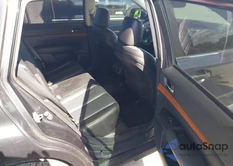 2013 Subaru Outback 2.5I Limited z USA, uszkodzony, nr VIN 4S4BRCKC5D3213596